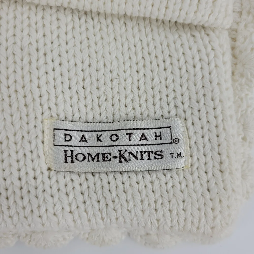 Dakotah Home Knits Pillow Size 11x11 Heart of My Heart Rose Embroidery Scallop
